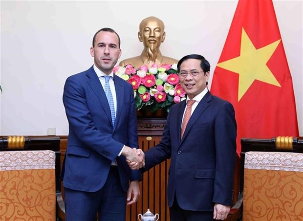FM desires broader trade and investment cooperation with Italy
